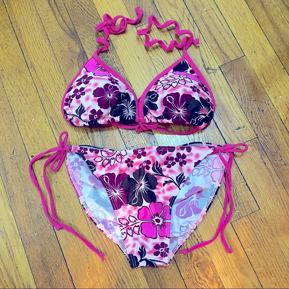 Daisy’s Bikini set